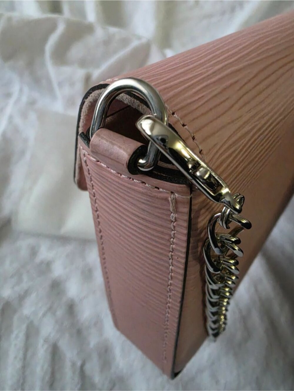 Authentic Louis Vuitton Epi LEATHER Pink Envelope Crossbody Mini Bag Clutch - Picture 13 of 14